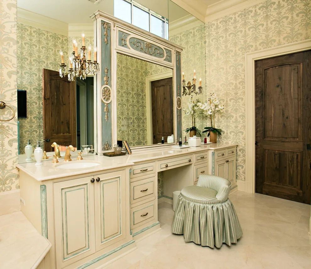 Refined Elegance by The Cottage - Photo 2
