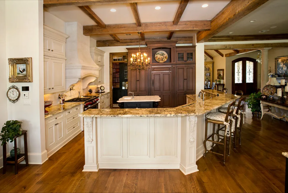 Refined Elegance by The Cottage - Photo 8