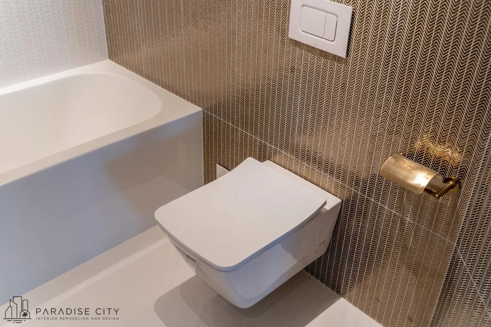 Opulent and Stylish Guest Bathroom by Paradise City - Photo 7