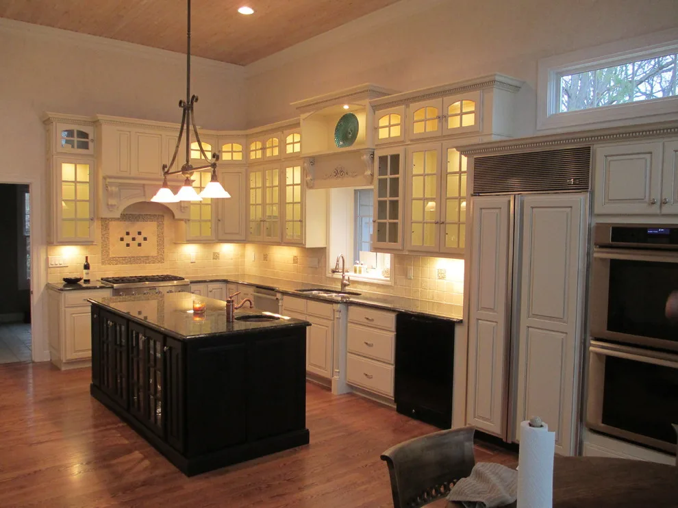 Sophisticated Monochrome Kitchen by Callier & Thompson Kitchens, Baths And Appliances - Photo 3