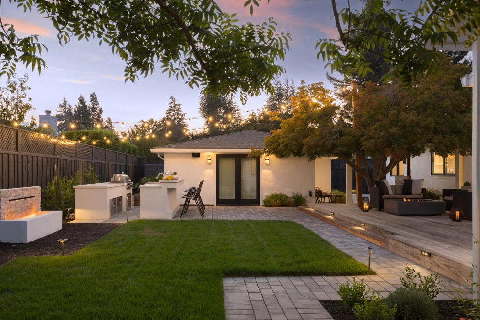 Modern Outdoor Living by Karen Aitken And Associates - Photo 3