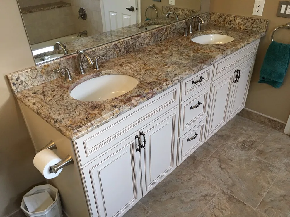 Stylish Spacious Bathroom Set by Len's Remodeling And Contracting Services - Photo 4