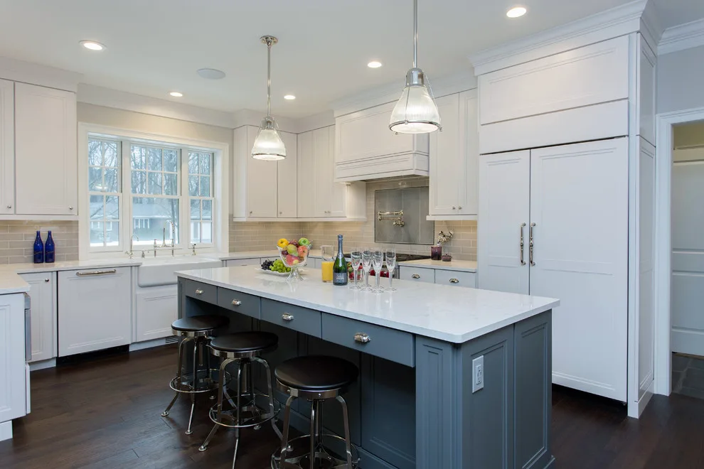Stylish Transitional Kitchens and Bathrooms by Saratoga Kitchens And Baths - Photo 20