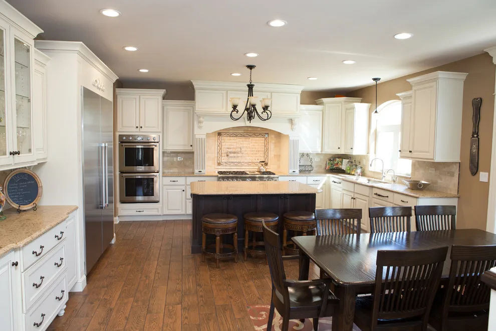 Elgin Home by Lifestyle Builders And Remodeling - Photo 2