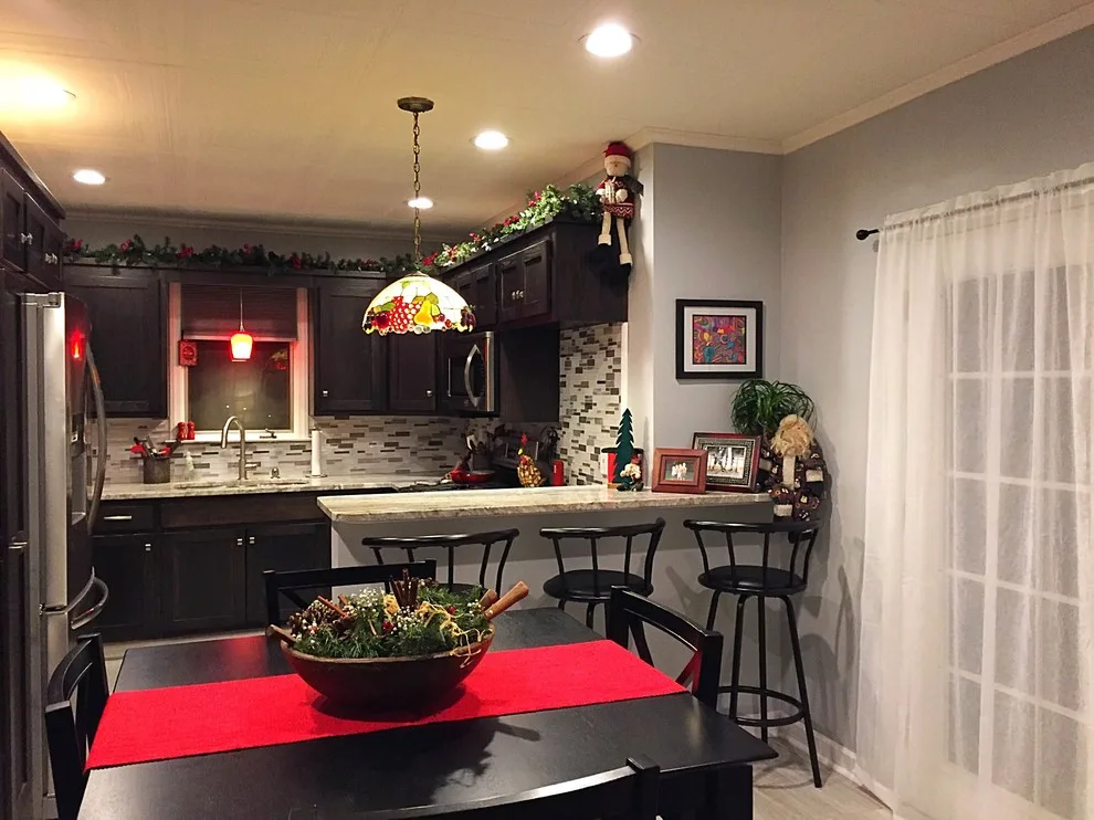 Carver Creek Woodworks - Photo 2