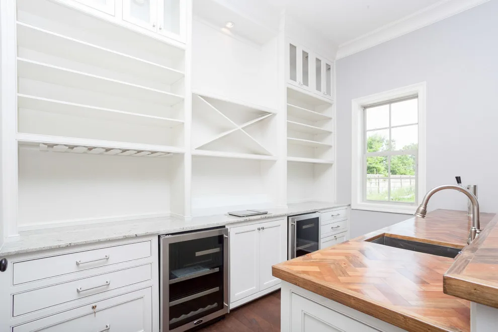 EMONET LIVING by Gator Millworks, Inc - Photo 2