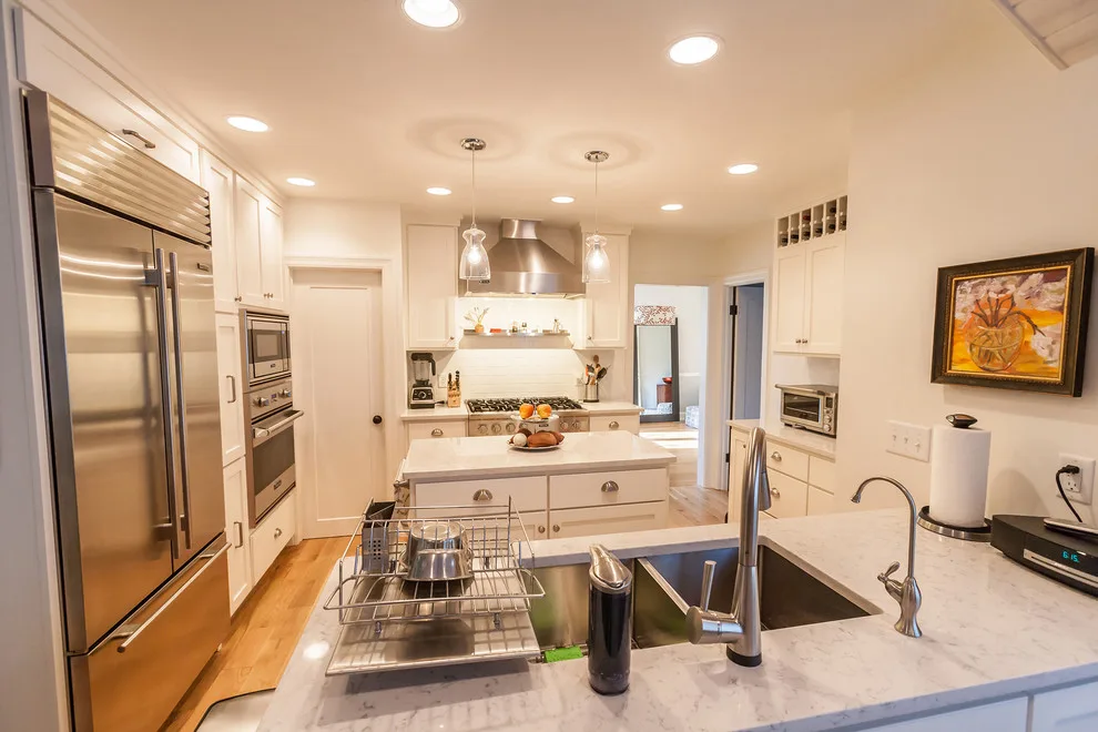 Modern Interior Renovation: University Heights, Springfield by Marc Ekhause Home Builder And Custom Renovations - Photo 18