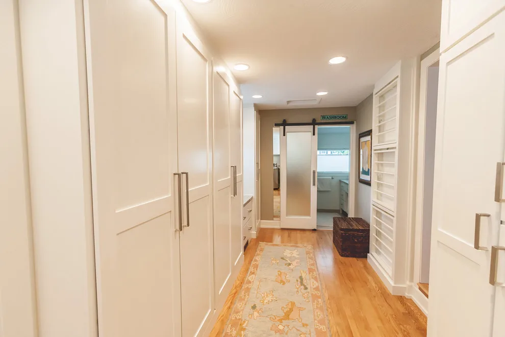 Modern Interior Renovation: University Heights, Springfield by Marc Ekhause Home Builder And Custom Renovations - Photo 6