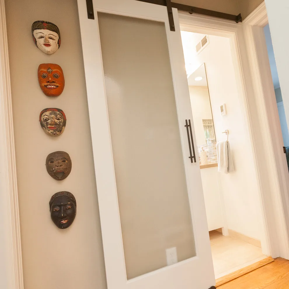 Modern Interior Renovation: University Heights, Springfield by Marc Ekhause Home Builder And Custom Renovations - Photo 9