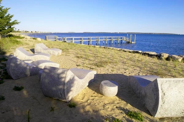 Hyannisport Residence by Katherine Field And Associates - Photo 8