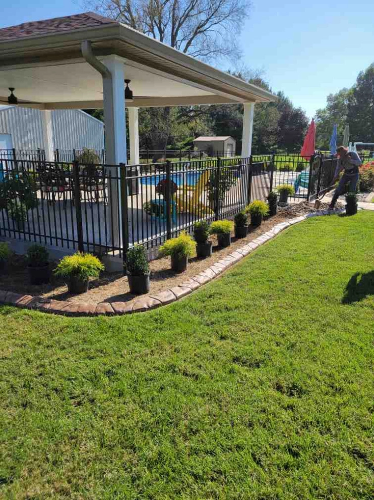 Alberto Alavez Professional Lawn Services LLC 4 by Alberto Alavez Professional Lawn Services LLC - Photo 147
