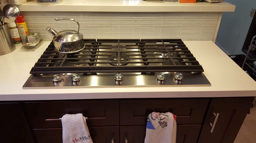 San Mateo Espresso Shaker Kitchen Renovation by Visionary Home Remodeling Inc. - Photo 5
