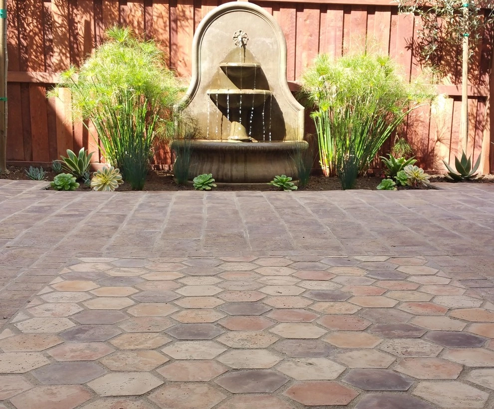 Four Peaks by Kathy Henry Exterior Design - Photo 15