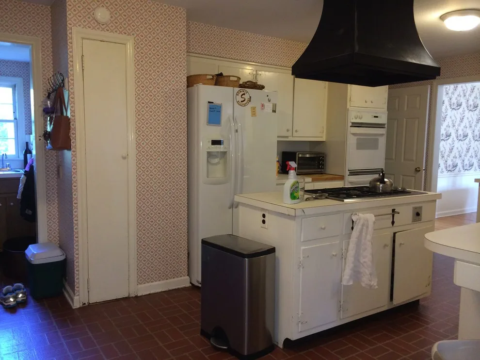 Comprehensive Kitchen Remodel by Robinwood Kitchens - Photo 4