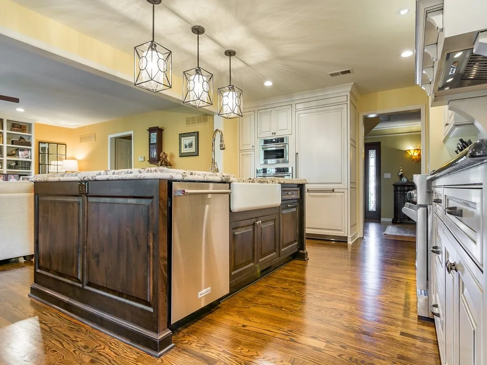 Fairway Kansas Renovation by Decker Cabinets - Photo 2