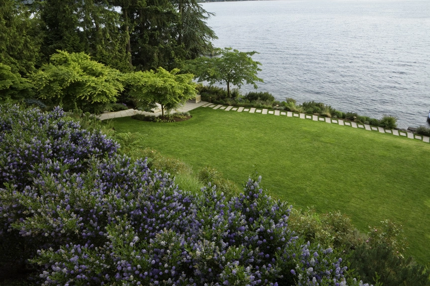 Lake Washington Residence by Kenneth Philp Landscape Architects - Photo 7