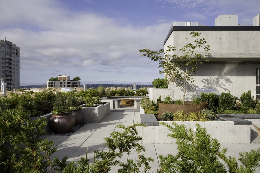Mosler Lofts by Kenneth Philp Landscape Architects - Photo 3