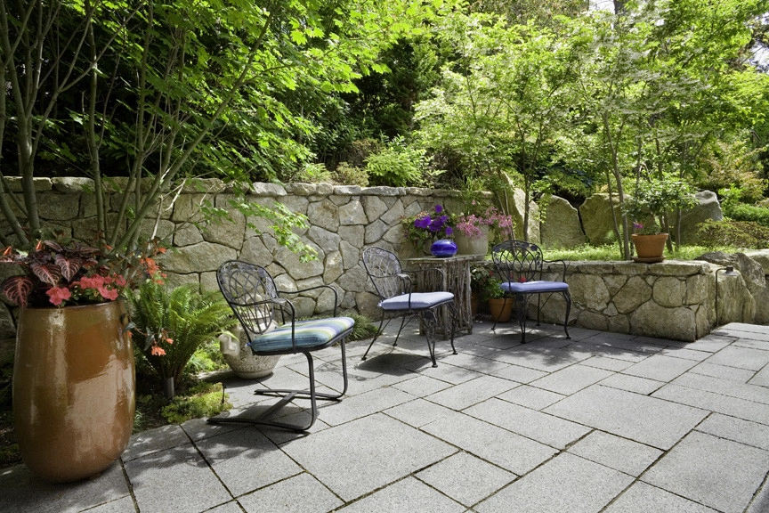 Perkins Lane Residence by Kenneth Philp Landscape Architects - Photo 2