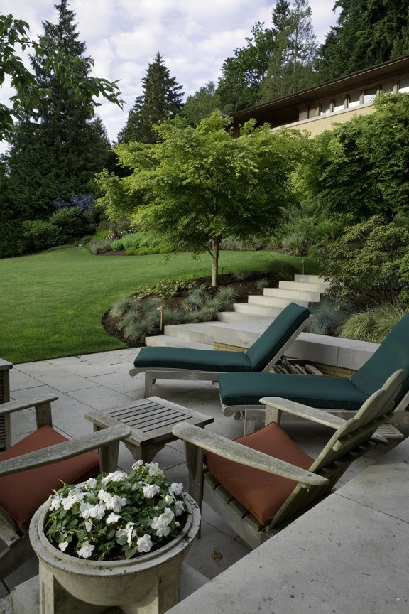 Lake Washington Residence by Kenneth Philp Landscape Architects - Photo 3