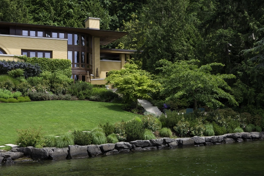 Lake Washington Residence by Kenneth Philp Landscape Architects - Photo 14