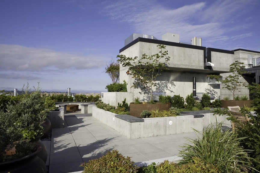 Mosler Lofts by Kenneth Philp Landscape Architects - Photo 5