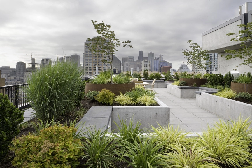 Mosler Lofts by Kenneth Philp Landscape Architects - Photo 4