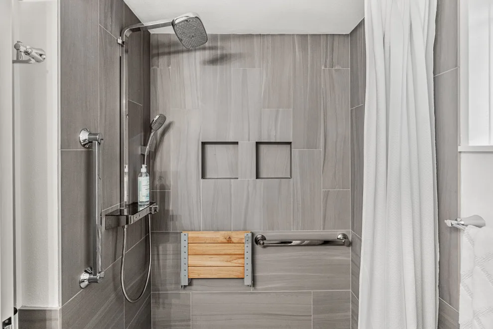 Highlighted Bathrooms by Featured Kitchen And Bath, Inc. - Photo 10