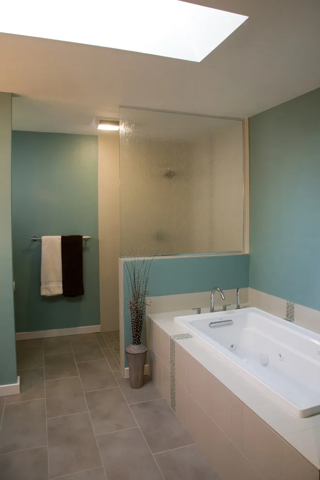 Primary Bathroom Renovation by Featured Kitchen And Bath, Inc. - Photo 4