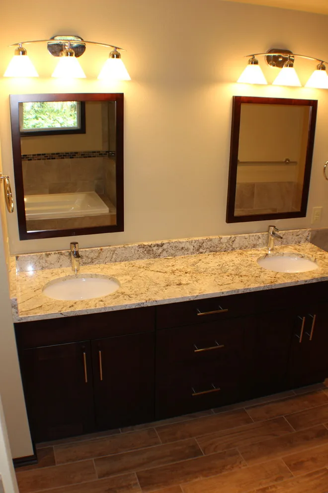 Primary Bathroom Renovation by Featured Kitchen And Bath, Inc. - Photo 15