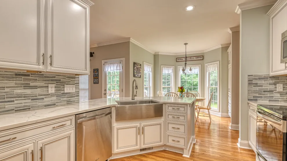 Belmont, NC Traditional Kitchen Renovation by 7 Day Kitchens - Photo 2