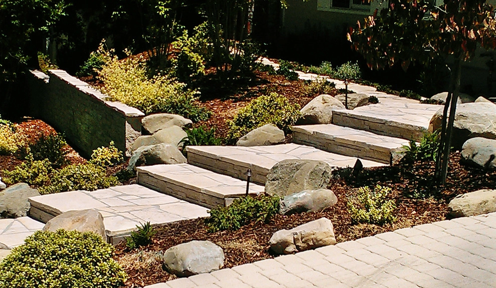 White Stone Walls and Front Entry by Ketti Kupper Conscious Life Design - Photo 3