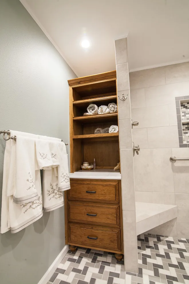 FFG MASTER BATH AND CLOSET RENOVATION by Sunset Builders - Photo 9
