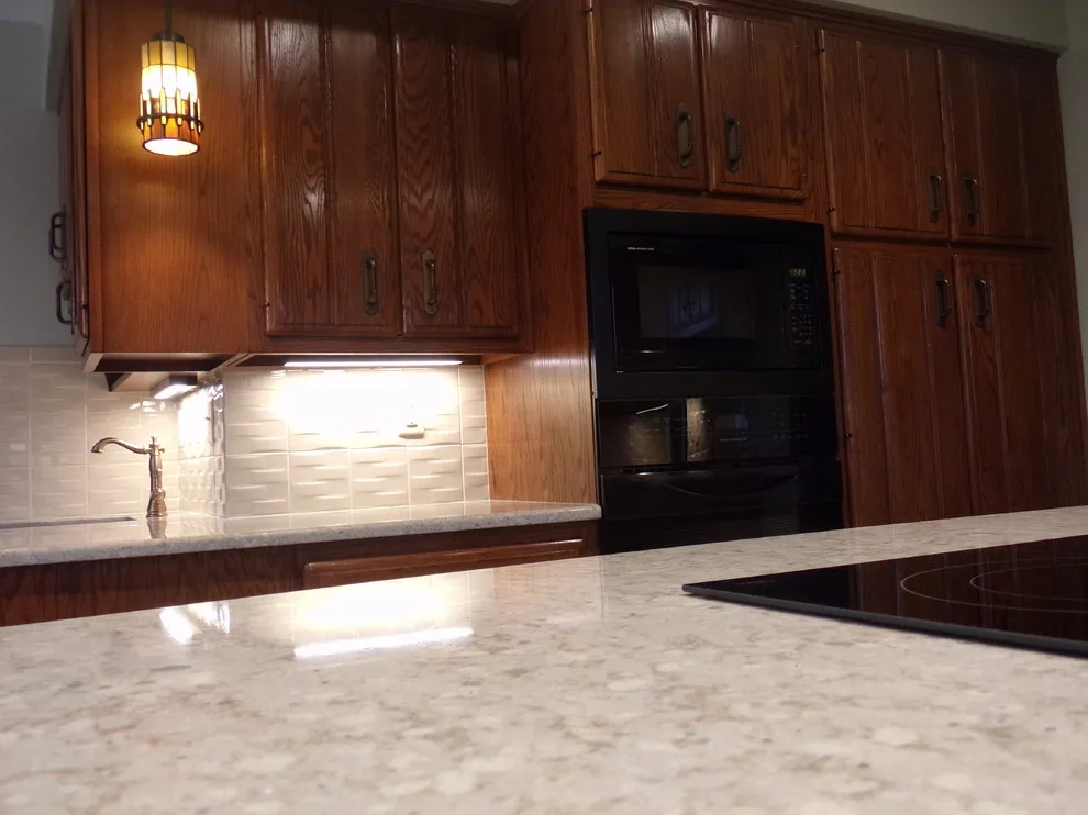Valley Lane Kitchen in the Field by Skip Knoll INC Professional Remodeling - Photo 20