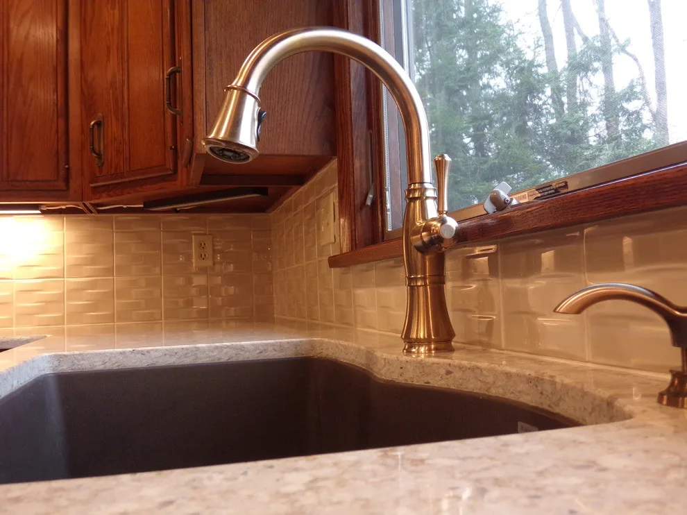 Valley Lane Kitchen in the Field by Skip Knoll INC Professional Remodeling - Photo 5
