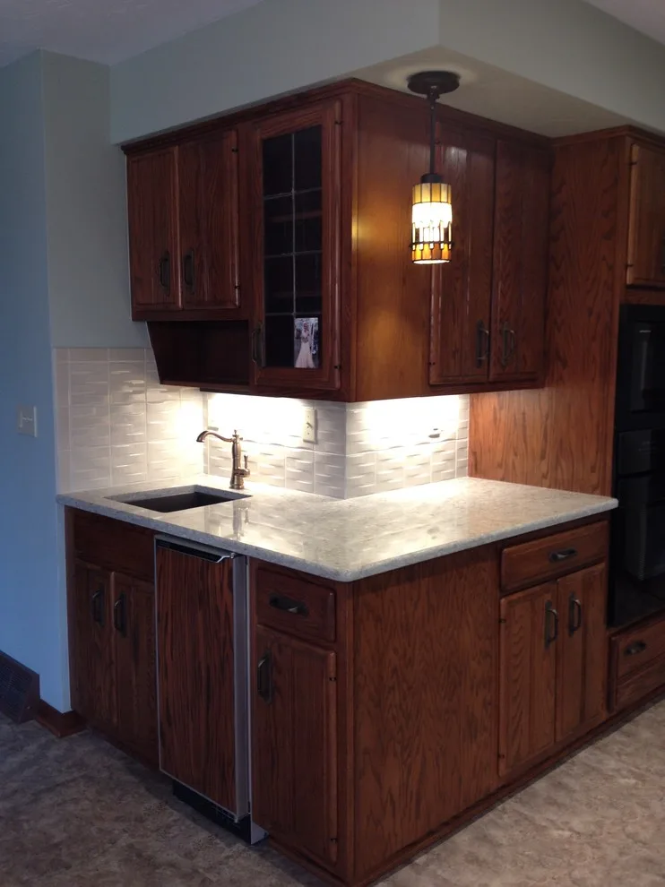 Valley Lane Kitchen in the Field by Skip Knoll INC Professional Remodeling - Photo 22