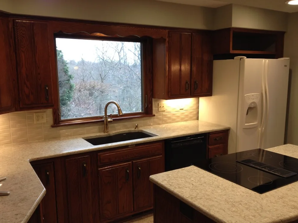Valley Lane Kitchen in the Field by Skip Knoll INC Professional Remodeling - Photo 14