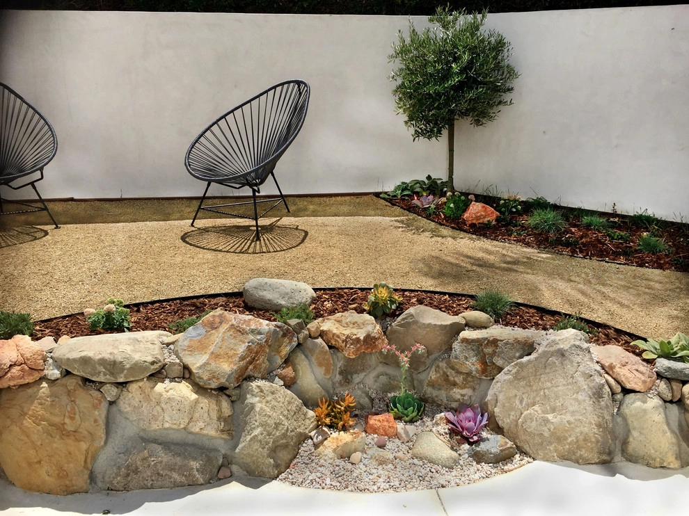 Colorful Walled Los Feliz Landscape by Ketti Kupper Conscious Life Design - Photo 10