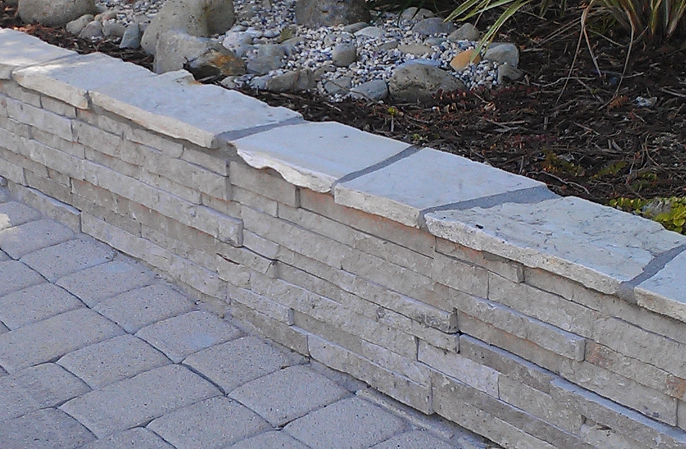 White Stone Walls and Front Entry by Ketti Kupper Conscious Life Design - Photo 2