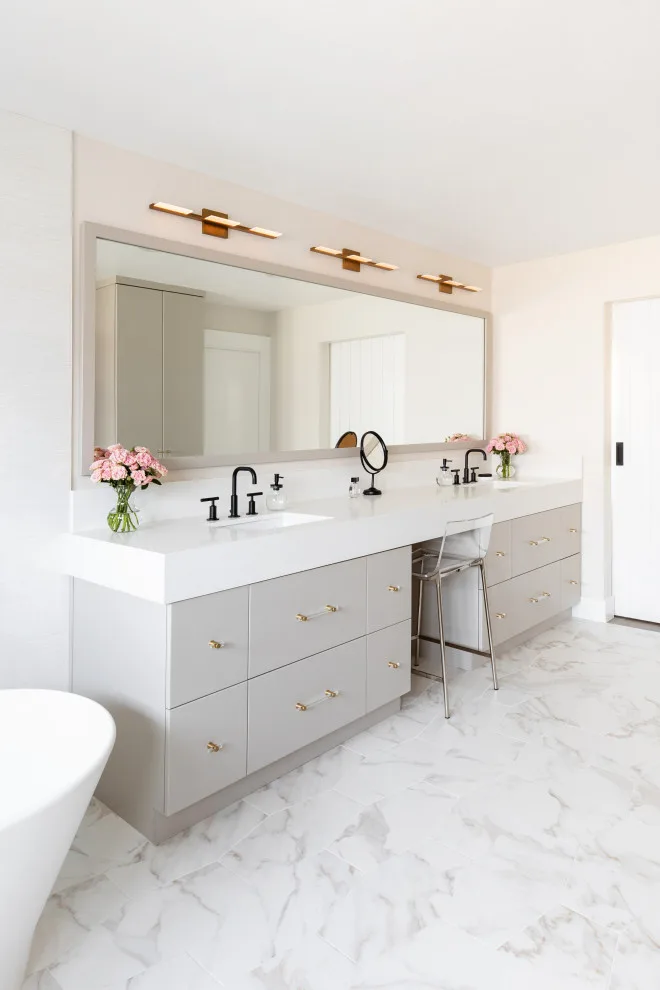 Contemporary Farmhouse in La Jolla by Jantz Construction - Photo 11
