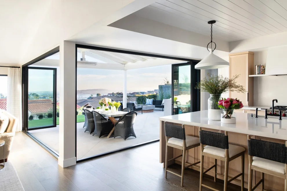 Contemporary Farmhouse in La Jolla by Jantz Construction - Photo 6
