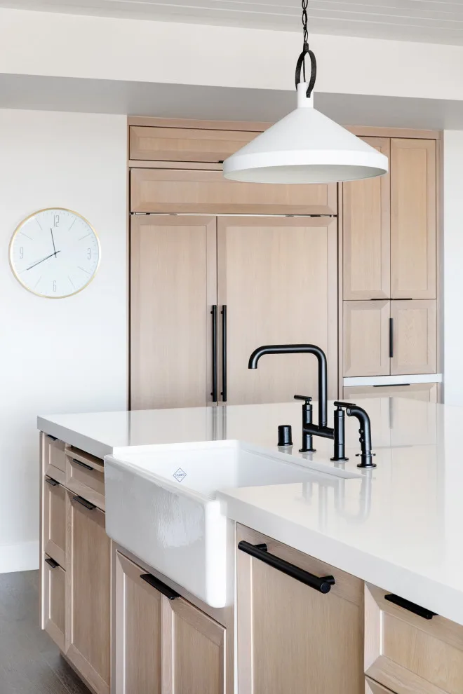 Contemporary Farmhouse in La Jolla by Jantz Construction - Photo 4