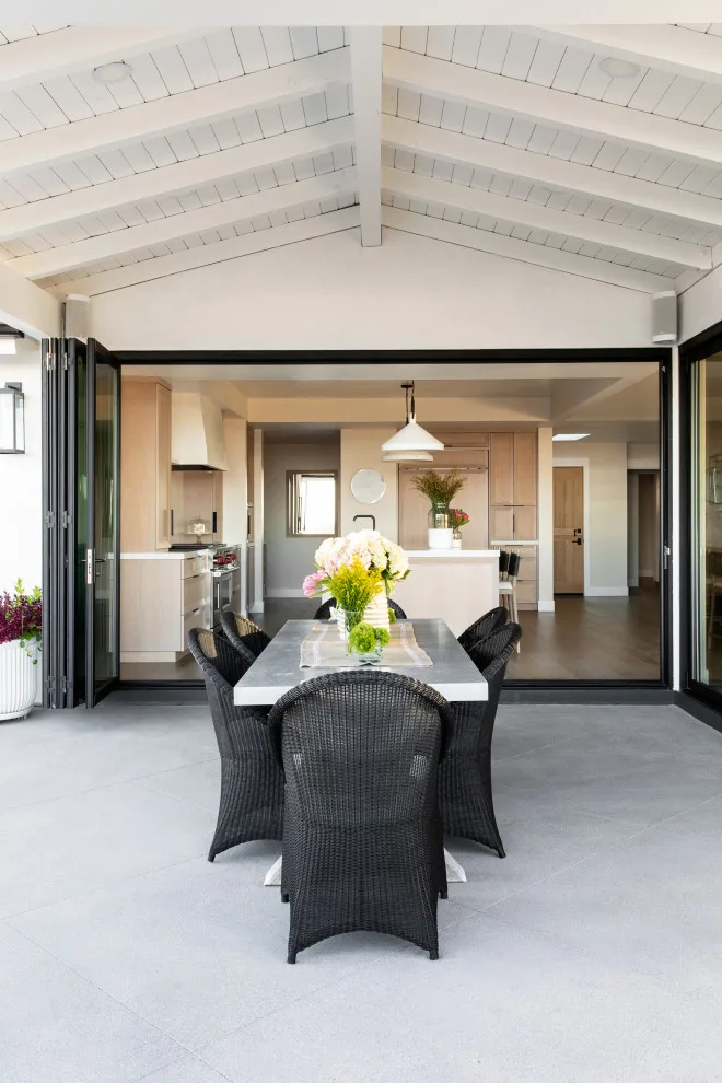 Contemporary Farmhouse in La Jolla by Jantz Construction - Photo 7