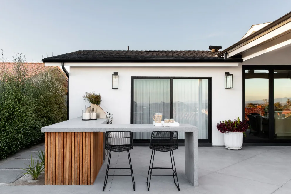 Contemporary Farmhouse in La Jolla by Jantz Construction - Photo 28