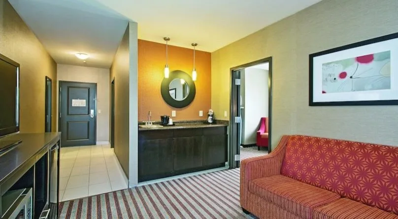 The Fifth Hotel by Signature Building Systems - Photo 7