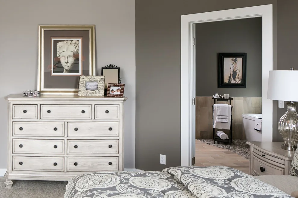 Richmond Elevation at Lake Forest, Customized by Jagoe Homes Inc. - Photo 10