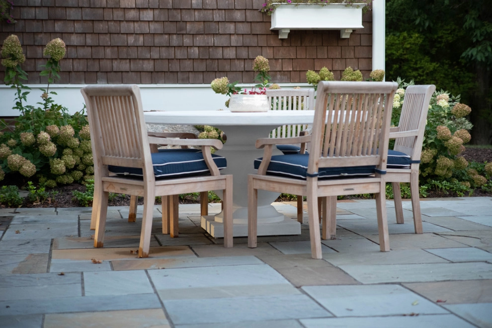 Hudson Village Retreat by KGK Gardening & Design Corp - Photo 4