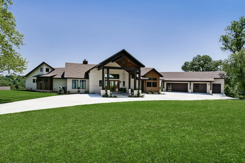 Lake House, 2023 Home Showcase by Celtic Custom Homes - Photo 50