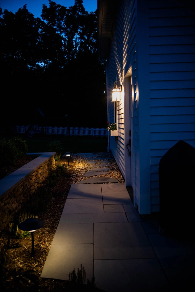 Midwest Courtyard by KGK Gardening & Design Corp - Photo 43