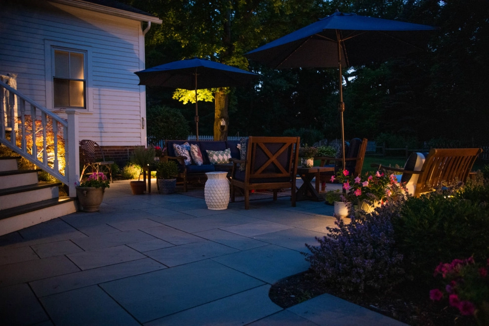 Midwest Courtyard by KGK Gardening & Design Corp - Photo 20