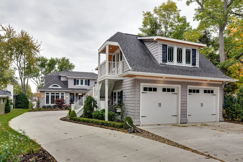 Oakland Lake Residence by Crest Homes RE & Building Co., LLC - Photo 3